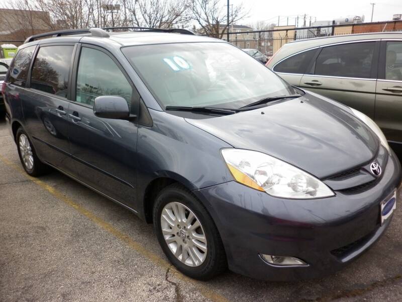 2010 Toyota Sienna for sale at Auto Expo Chicago in Chicago IL