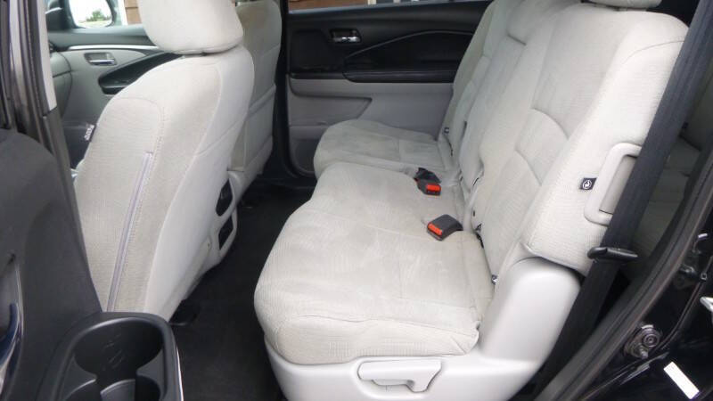 2016 Honda Pilot LX