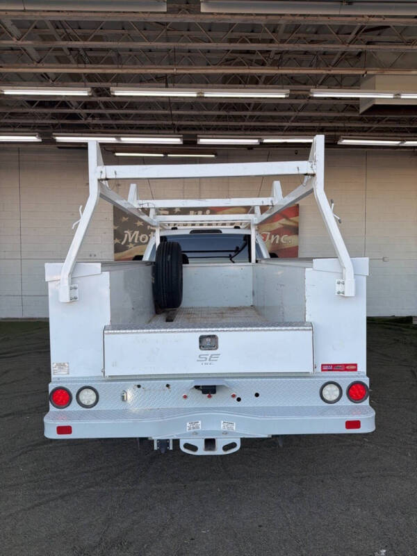 2022 Ford F-350 Super Duty XL