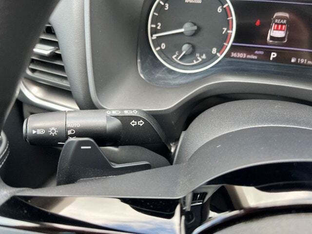 2023 Nissan Rogue 40