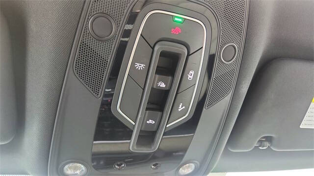 2024 Audi Q8 Sportback e-tron quattro Premium S line