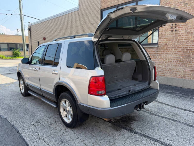 2004 Ford Explorer XLT