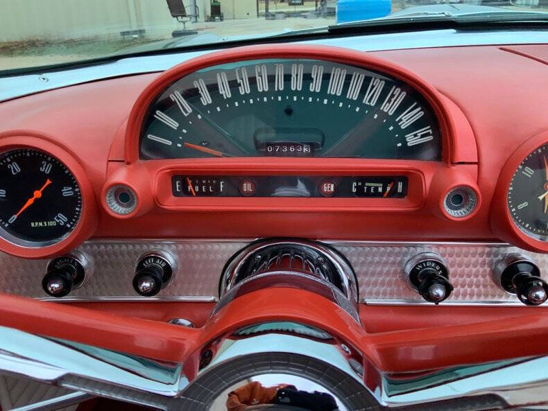 1956 Ford Thunderbird