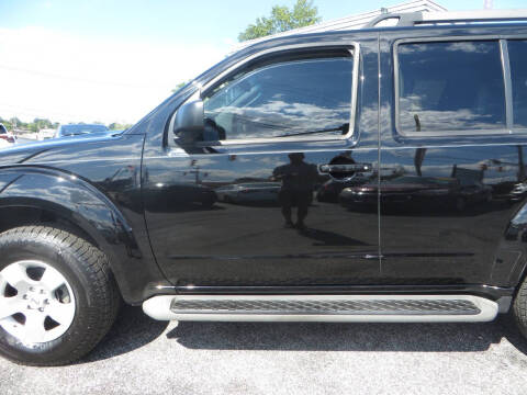 2009 Nissan Pathfinder SE Off Road