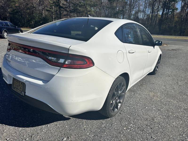 2015 Dodge Dart SE photo 6