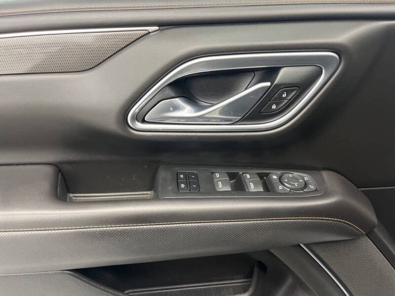 2021 GMC Yukon XL AT4