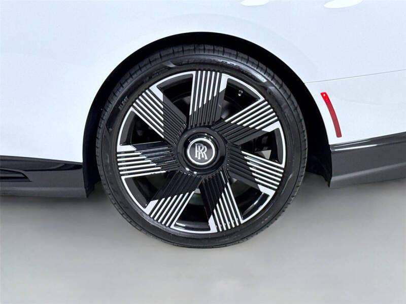 2025 Rolls-Royce Spectre