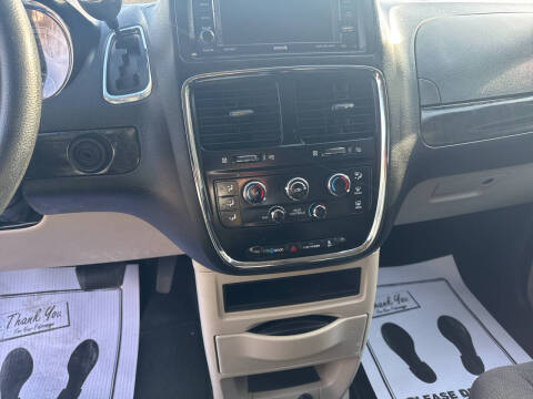 2016 Dodge Grand Caravan American Value Package