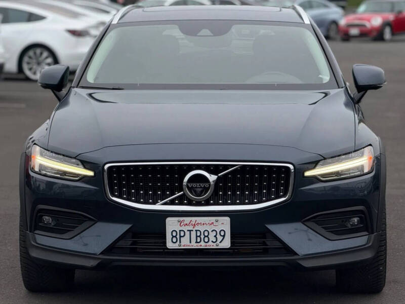 2020 Volvo V60 Cross Country T5