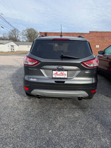 2015 Ford Escape SE