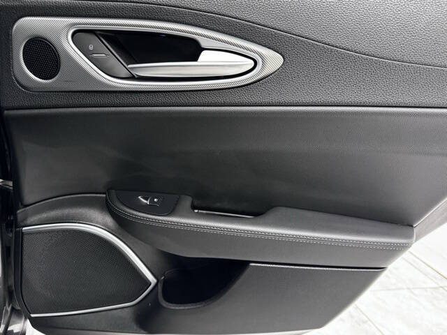 2023 Alfa Romeo Giulia Veloce