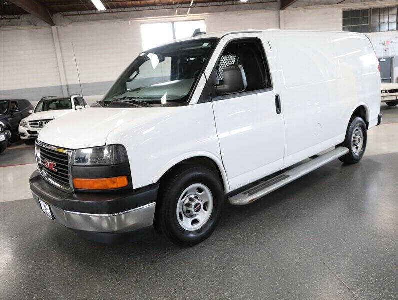 2024 GMC Savana 2500