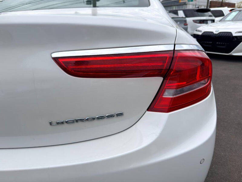 2018 Buick LaCrosse