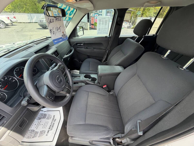 2012 Jeep Liberty Sport
