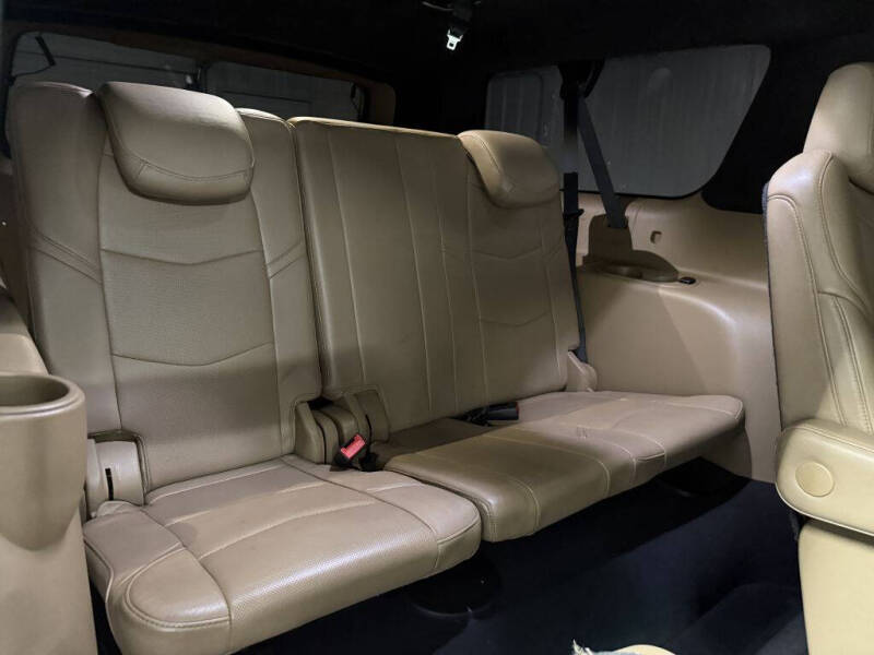 2018 Cadillac Escalade ESV Platinum