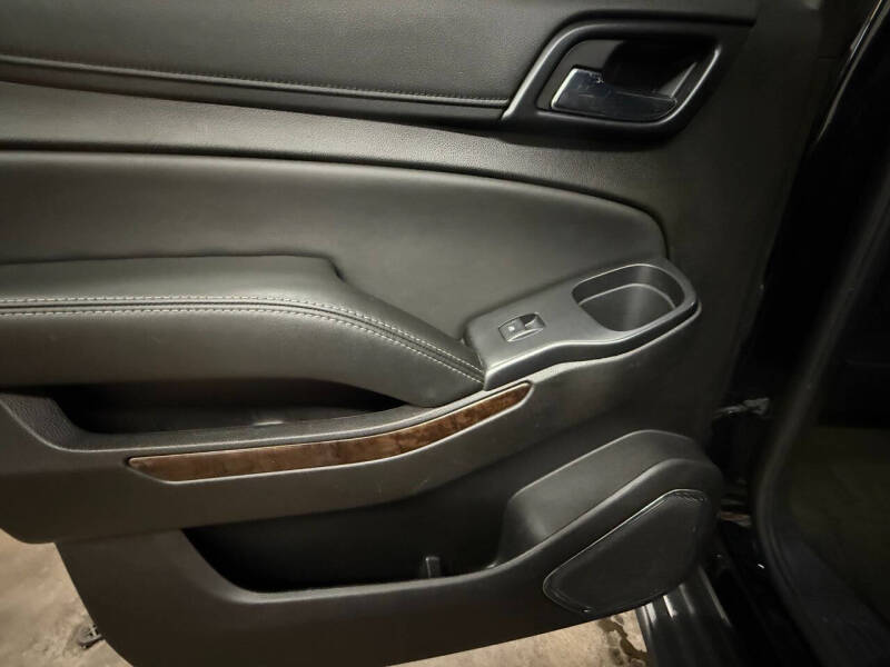 2016 Chevrolet Suburban LS