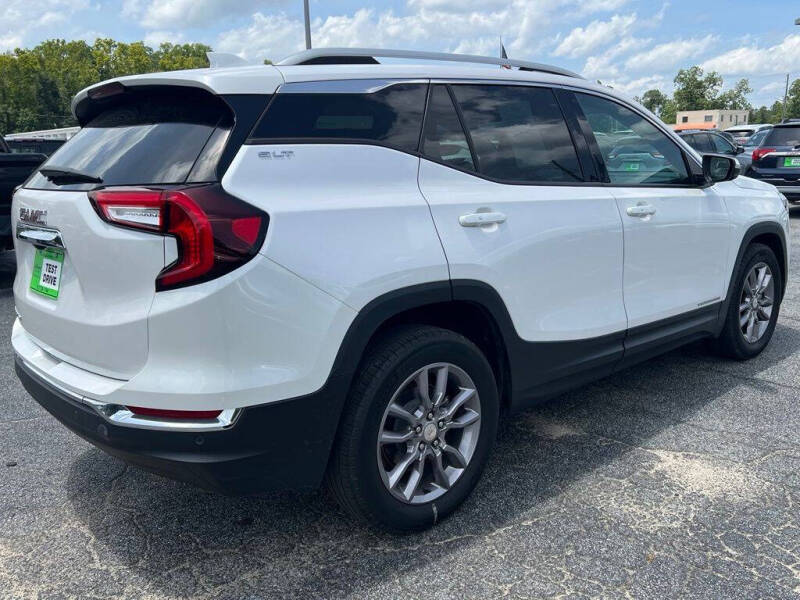 2022 GMC Terrain SLT