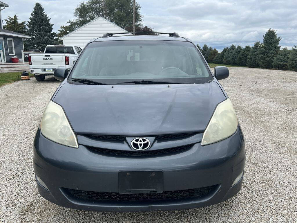 2006 Toyota Sienna for sale at Super Awesome Cars in Middletown, IA