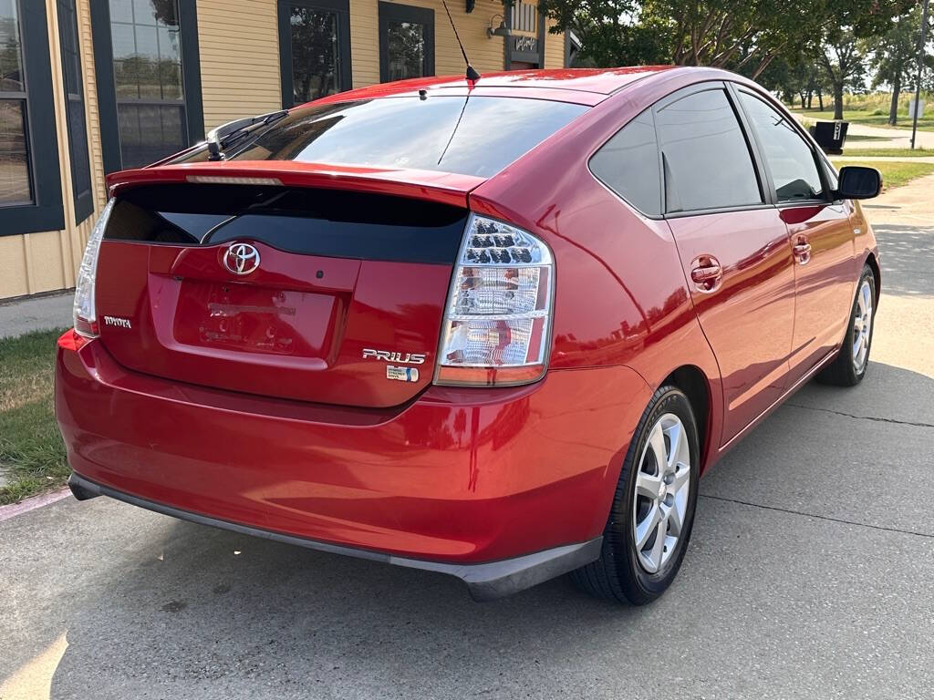 2008 Toyota Prius for sale at BANKERS AUTOS in Denton, TX