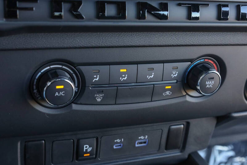 2026 Nissan Frontier SV