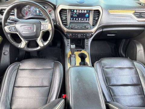 2018 GMC Acadia Denali