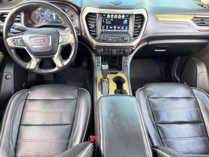 2018 GMC Acadia Denali