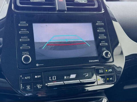 2022 Toyota Prius LE