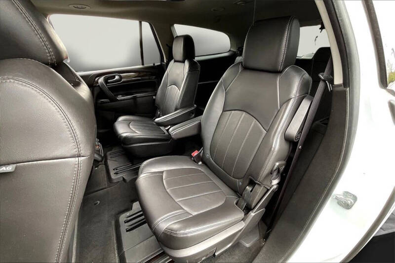 2017 Buick Enclave Leather