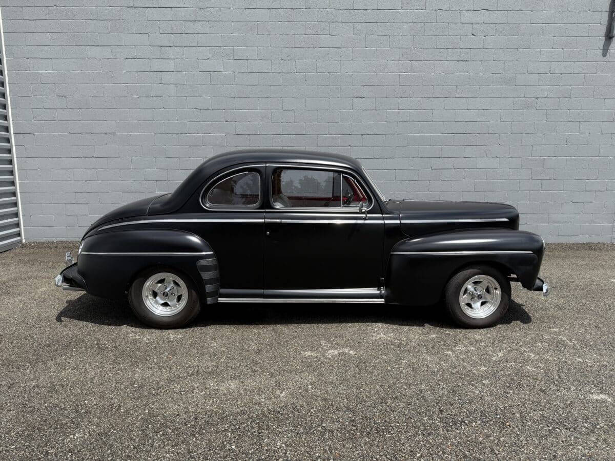 1946 Ford Coupe 2