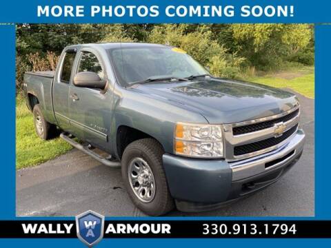2011 Chevrolet Silverado 1500 for sale at Wally Armour Chrysler Dodge Jeep Ram in Alliance OH