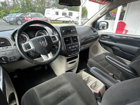 2015 Dodge Grand Caravan SE