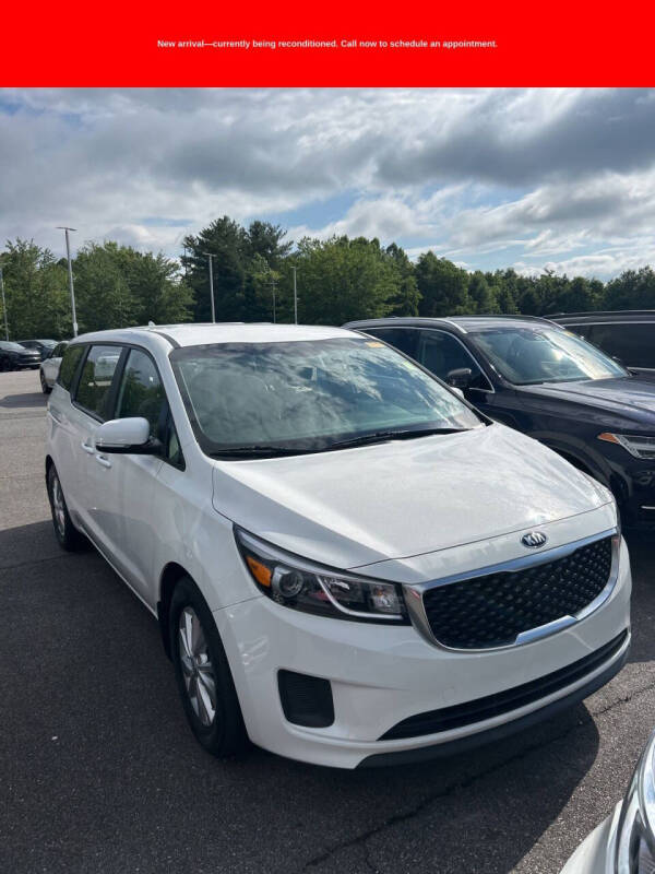 2016 Kia Sedona L