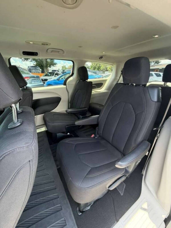 2017 Chrysler Pacifica Touring