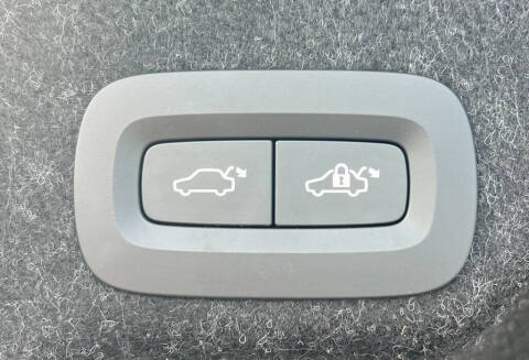 2024 Volvo S90 Recharge T8 Ultimate