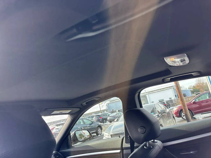 2018 BMW 3 Series 330i xDrive Gran Turismo