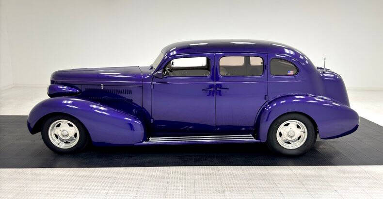 1937 Buick Roadmaster
