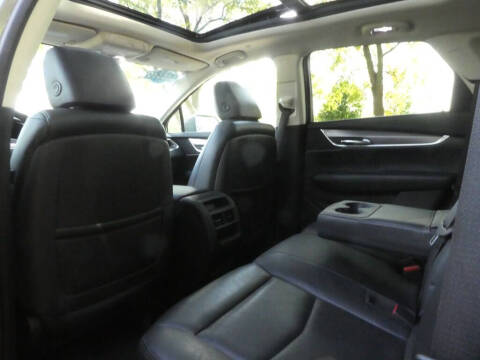 2017 Cadillac XT5 Premium Luxury