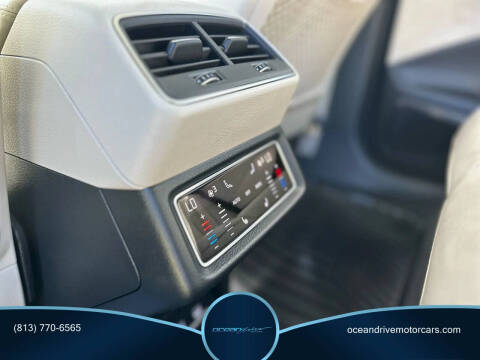 2019 Audi e-tron quattro Prestige