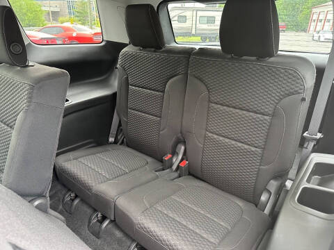 2017 GMC Acadia SLE-2