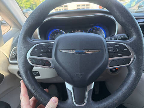2017 Chrysler Pacifica Touring