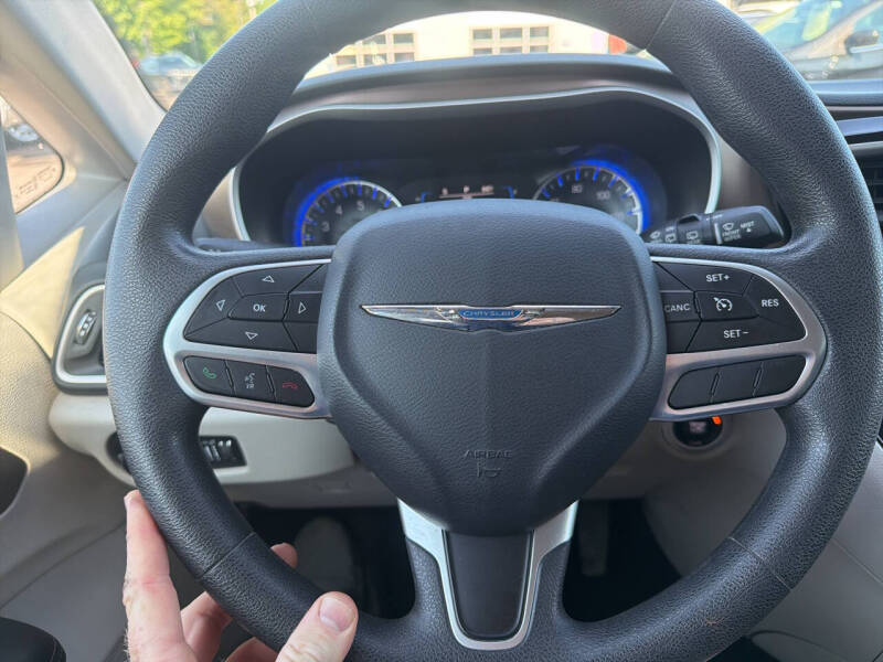 2017 Chrysler Pacifica Touring