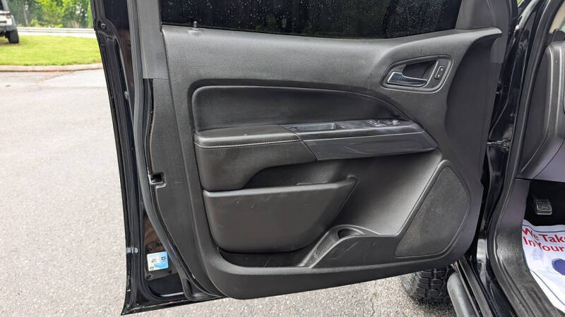 2017 GMC Canyon SLE