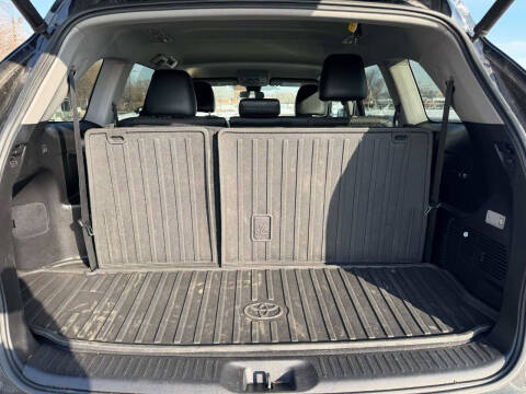 2018 Toyota Highlander LE