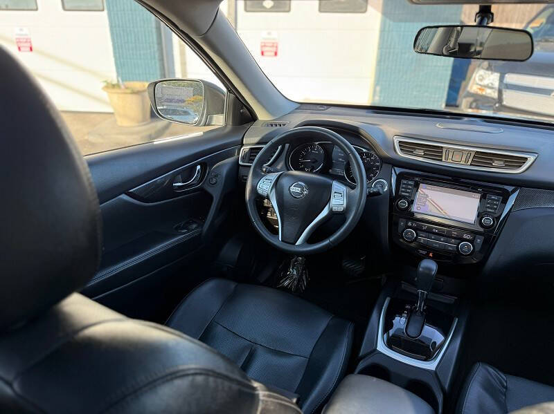 2015 Nissan Rogue SL