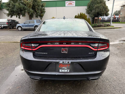 2017 Dodge Charger SXT