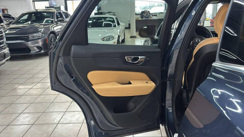 2021 Volvo XC60 Recharge T8 Inscription