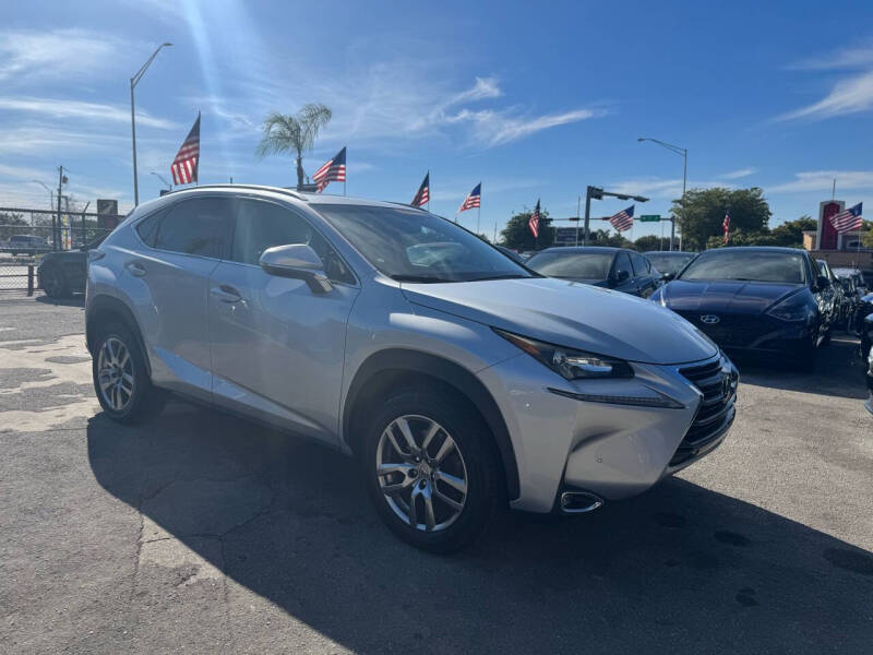 2015 Lexus NX 200t photo 14