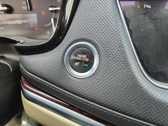 2018 Cadillac XT5 Premium Luxury