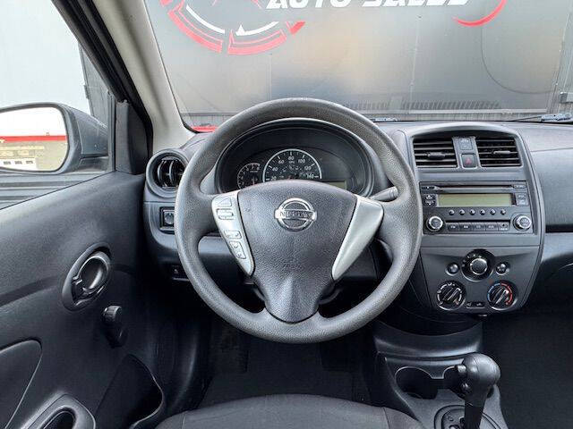 2016 Nissan Versa
