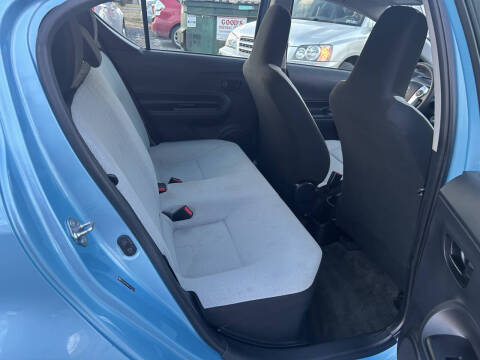 2015 Toyota Prius c Two